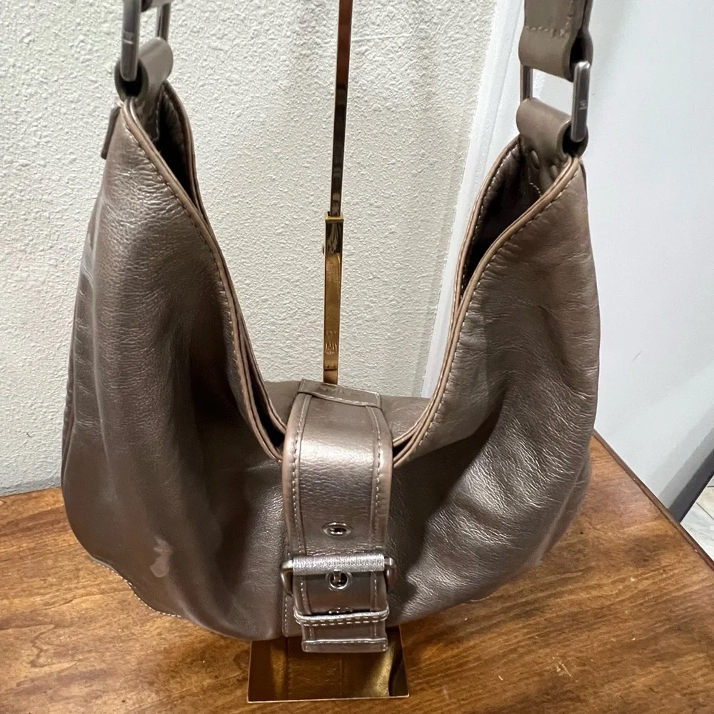 Michael Kors Gold Metallic Hobo Shoulder Bag Handbag - Picture 3 of 16